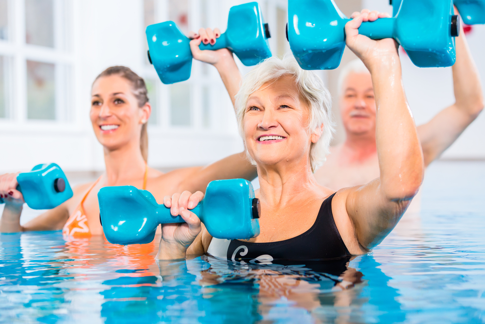 Mal di schiena: i benefici della fisioterapia in acqua