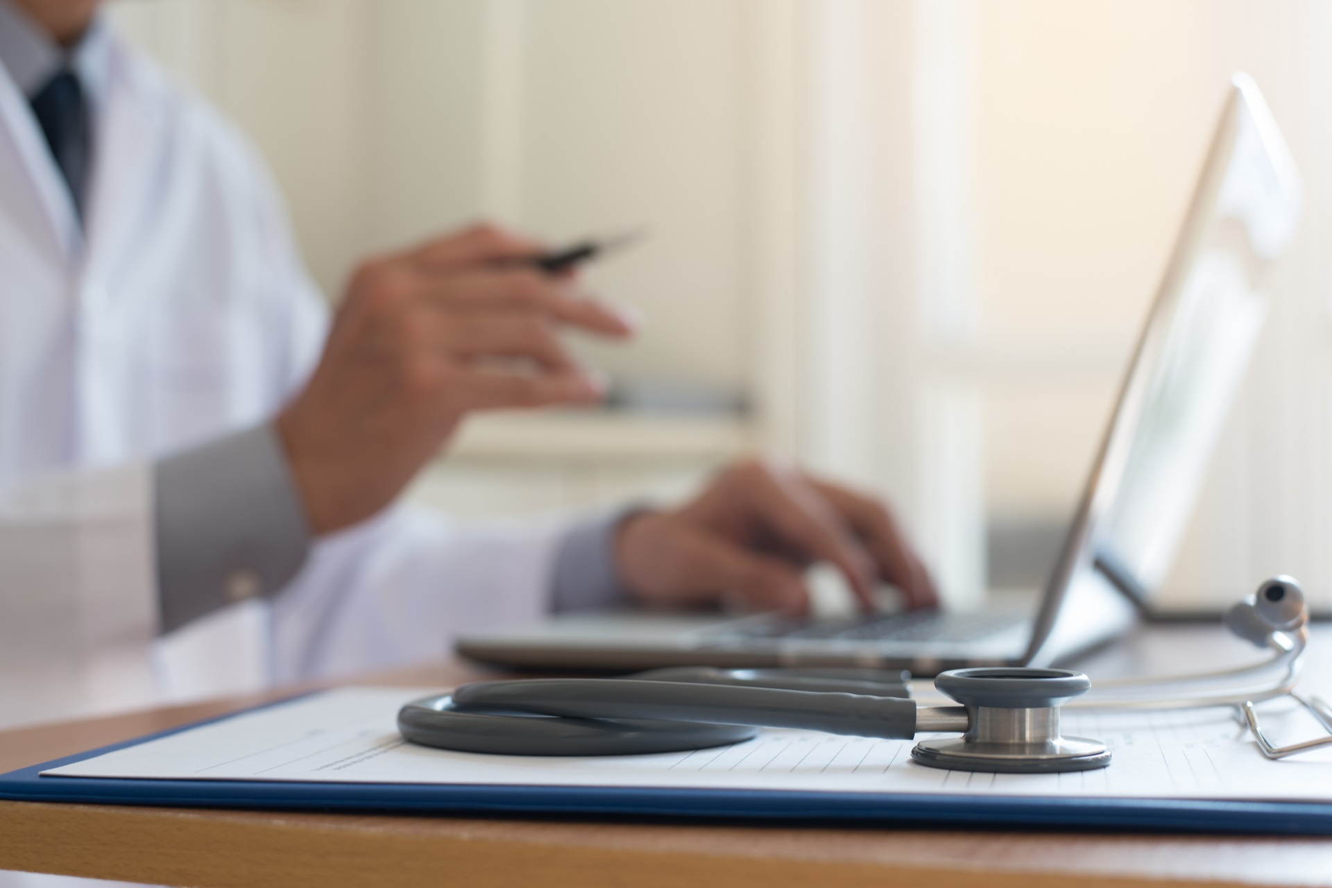 #CDIconVoi: 28 esperti per 12 diverse aree specialistiche. Attivo il nuovo servizio di videoconsulti online con i medici del Centro Diagnostico Italiano #CDIconVoi: 28 esperti per 12 diverse aree specialistiche. Attivo il nuovo servizio di videoconsulti online con i medici del Centro Diagnostico Italiano